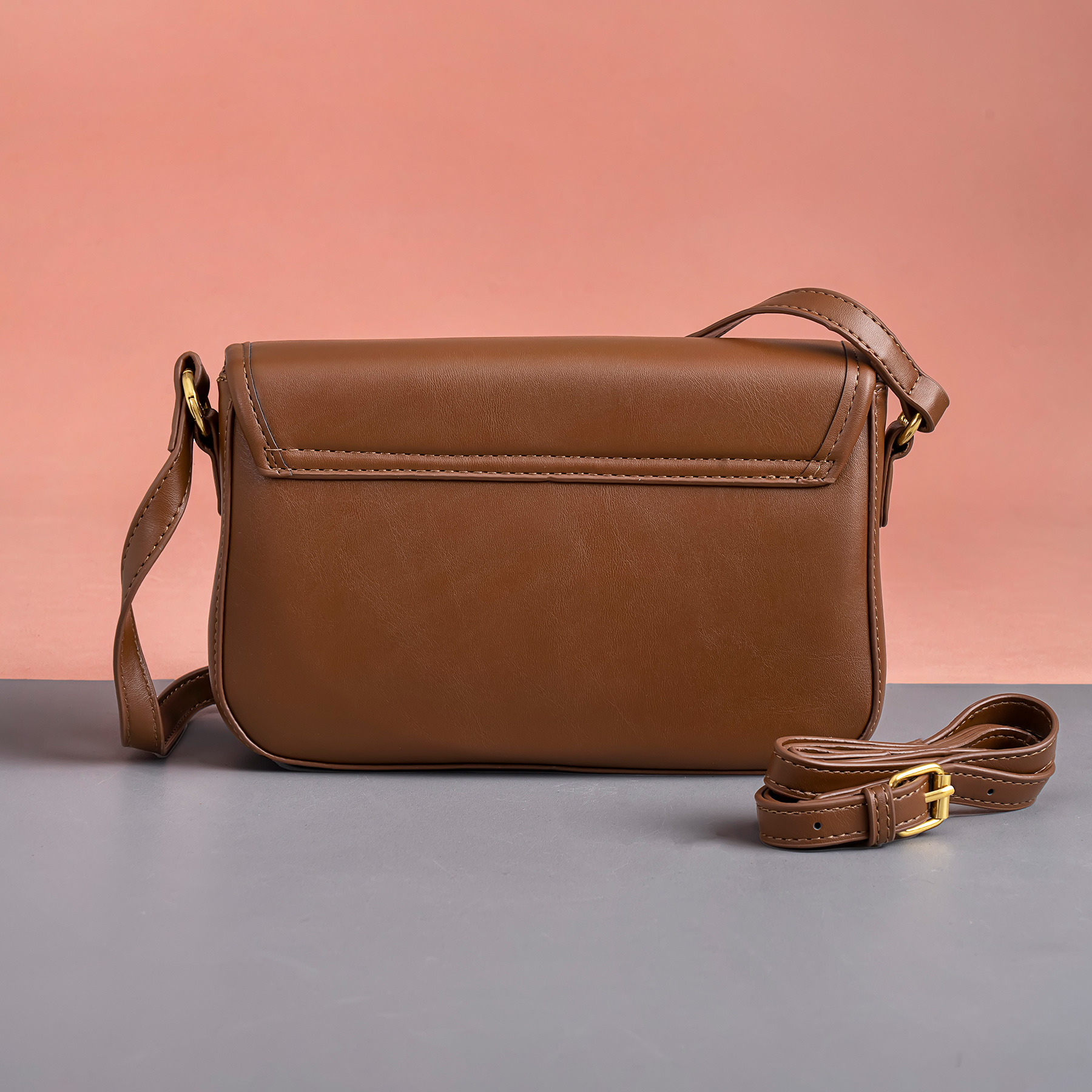 Classic Women s Bag Brown Rave