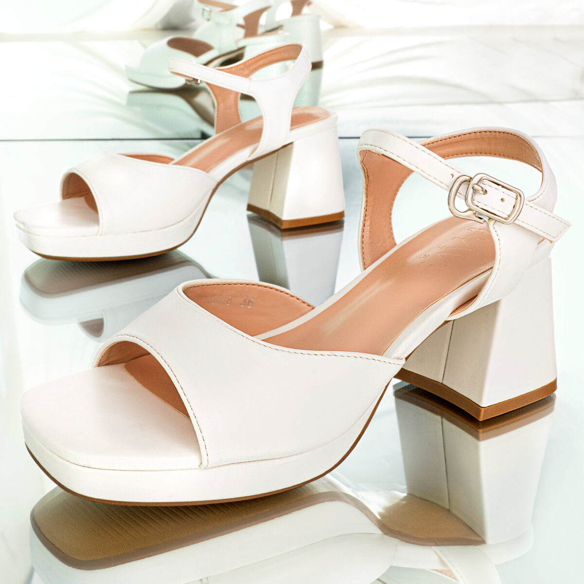 RAVE ULTRA - Rave Designer Footwear