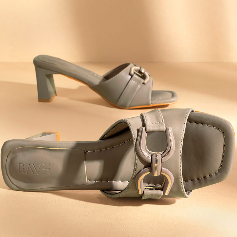 Curved Heel