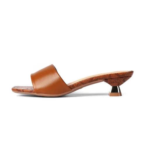 Printed Square Toe Kitten Heel | Camel