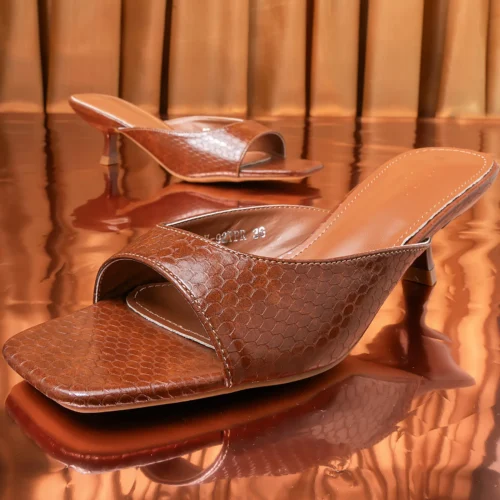 Square Toe Spool Heel | Camel